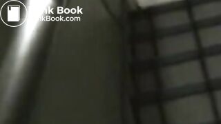 Ungence in the street