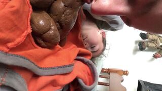 Girl lets me suck off my poo