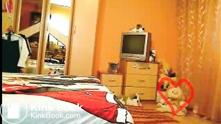 Helpful webcam Fox on the run / pee drink & poo play /