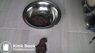 Lady takes a red dump