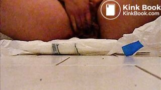 Pooping and Masturbating n Diaper