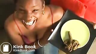 (Classic} Ebony Girl Shitting On Plate