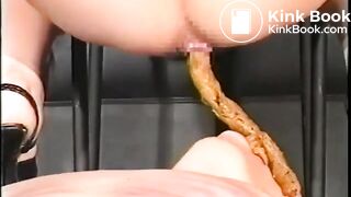 shitting japanese lady