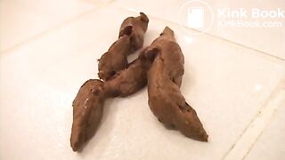 This girl is an outstanding shitter!