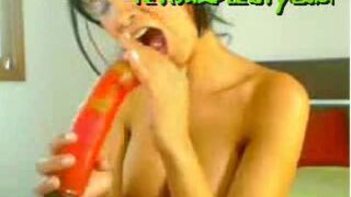 Stunner on cam shitting and eating