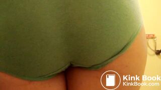 Girl loud panty pooping