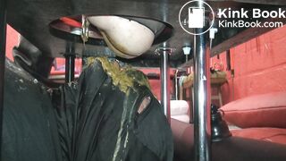 Loose scat eating from domina