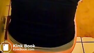 Toilet poops - video 2