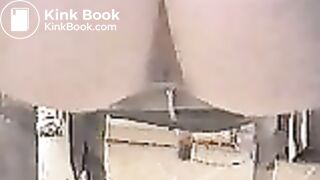 Girlfriend pees & poops on the floor