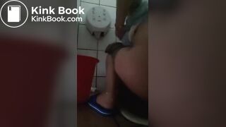 Girl-next-door is pooping for me - part 1