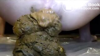 Creamy poop - video 4