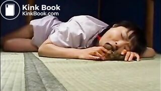 jap chick shits huge turds and vomit at same time