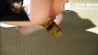 jap chick shits huge turds and vomit at same time