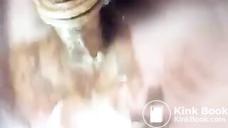 Fat mature anal riding with shit