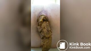 Scat - Close Up Shit