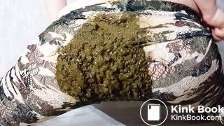Panty poop 5 - video 2
