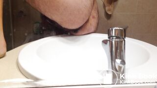 shitting in the washbowl