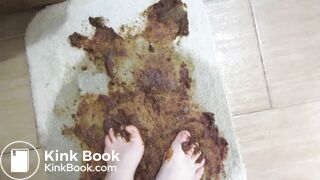 she loves stain your feet