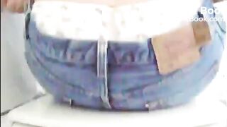 Girl poop in panties - video 2