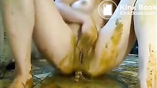 Scat masturbation with curvy young webcam girl
