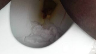 Nasty hairy ebony pooping