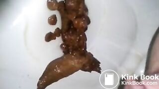 amateur 2 poop 8