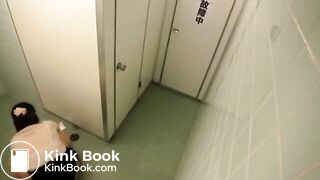 Cleaning up after toilet poo accident. (part 1)