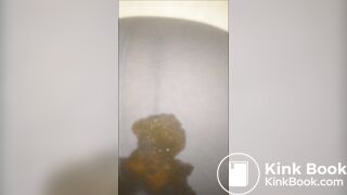 Diarrhée en pyjama aux wc