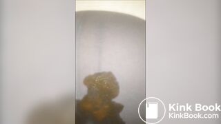 Diarrhée en pyjama aux wc