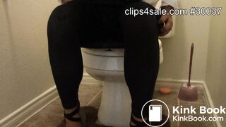 Poop desperation and toilet shit