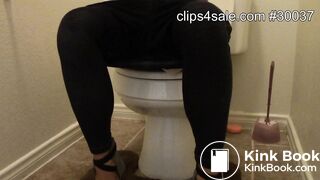 Poop desperation and toilet shit