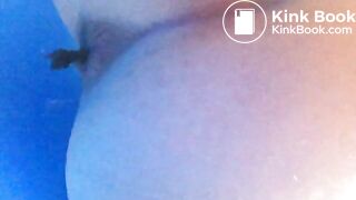 amateur records herself shitting