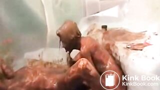 Crazy scat threesome