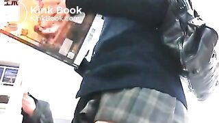 Honey shits for pornera