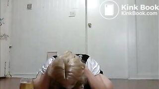 French sissy maid makes a scat webcam show