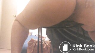 ebony scat - video 4