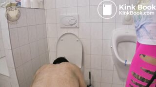 TOILET SLAVE - video 4