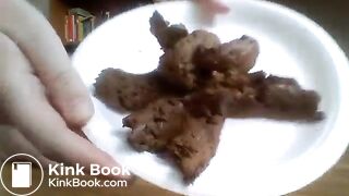 Girlfriend Pooping 007 With Closeup