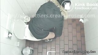 Pooping Voyeur Sexy Brown Hair Girl