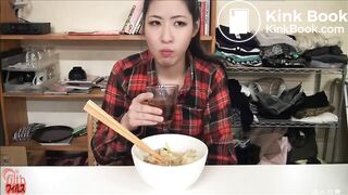 Girl turns food into poop (1)