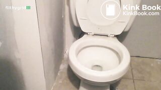 Foxy monster between my legs