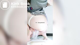 Sexy female anchor takes selfie while pooping 2