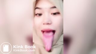 Girl's sexy long tongue 2