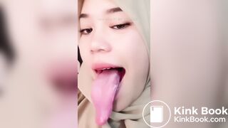 Girl's sexy long tongue 2