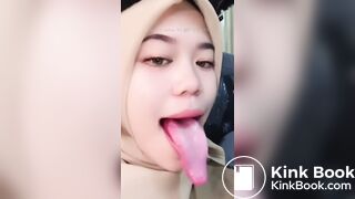Girl's sexy long tongue 2