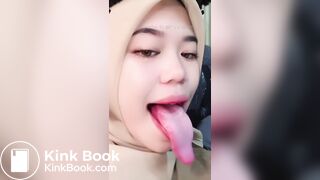 Girl's sexy long tongue 2