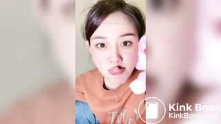 Girl's sexy long tongue 3