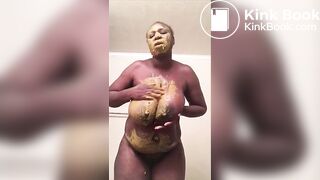 Ebony MILF Sam scat show