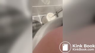 diarrhea in cup - video 2