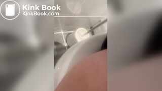 diarrhea in cup - video 2